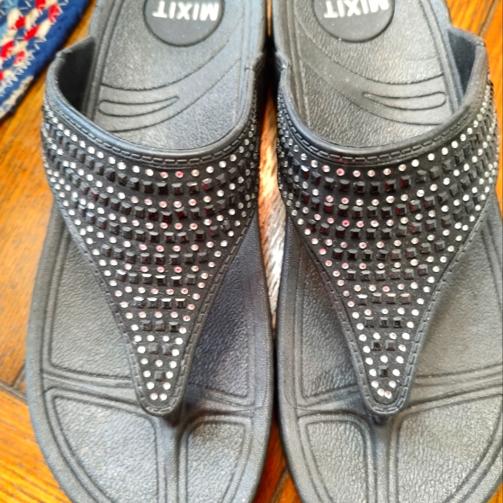 Flip flops